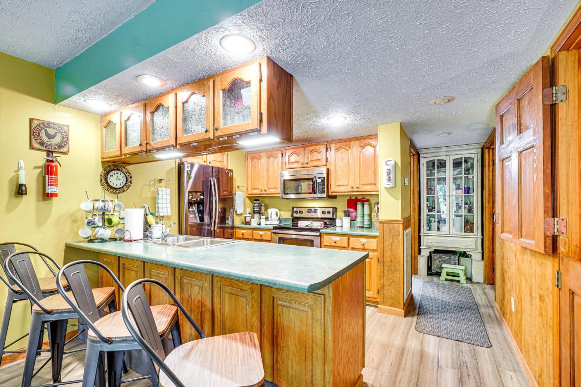 Smoky Mountain Cabin With Deck And Hot Tub! พิเจนฟอร์จ ภายนอก รูปภาพ