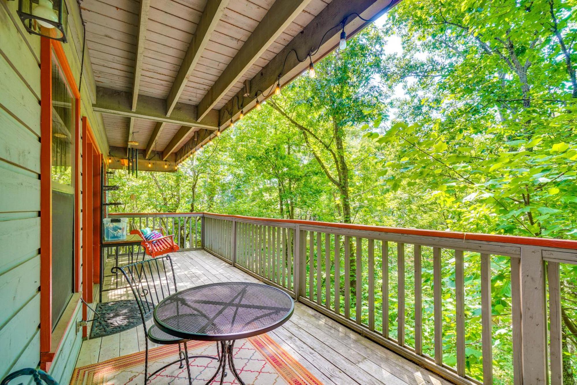Smoky Mountain Cabin With Deck And Hot Tub! พิเจนฟอร์จ ภายนอก รูปภาพ